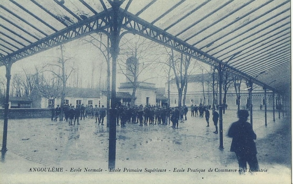 La cour principale